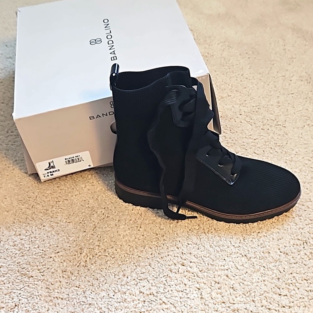 Bandolino Fran2 Lace Up Boot Bootie